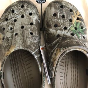 Camouflage crocs